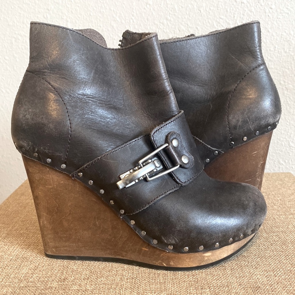 See by Chloe heels